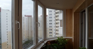 Стеклопакет на лоджию Сестрорецк цена от 9806 руб. м/п. за 50 часов