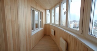 Отделка, остекление, утепление балконов в Сестрорецке от 207 руб. м/2.